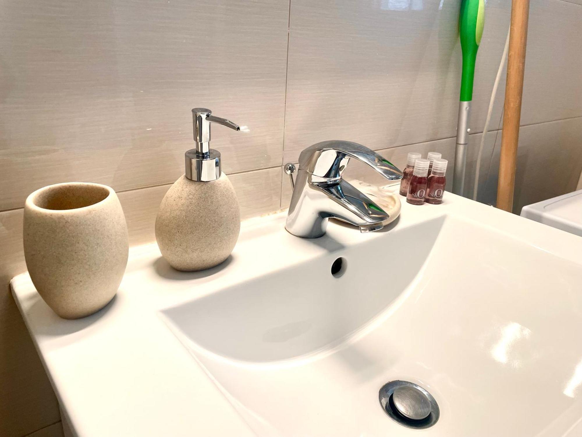 Super Studio In The Heart Of Nice! Екстериор снимка